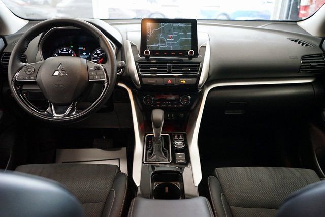 Used 2025 Mitsubishi Eclipse Cross SE image 40