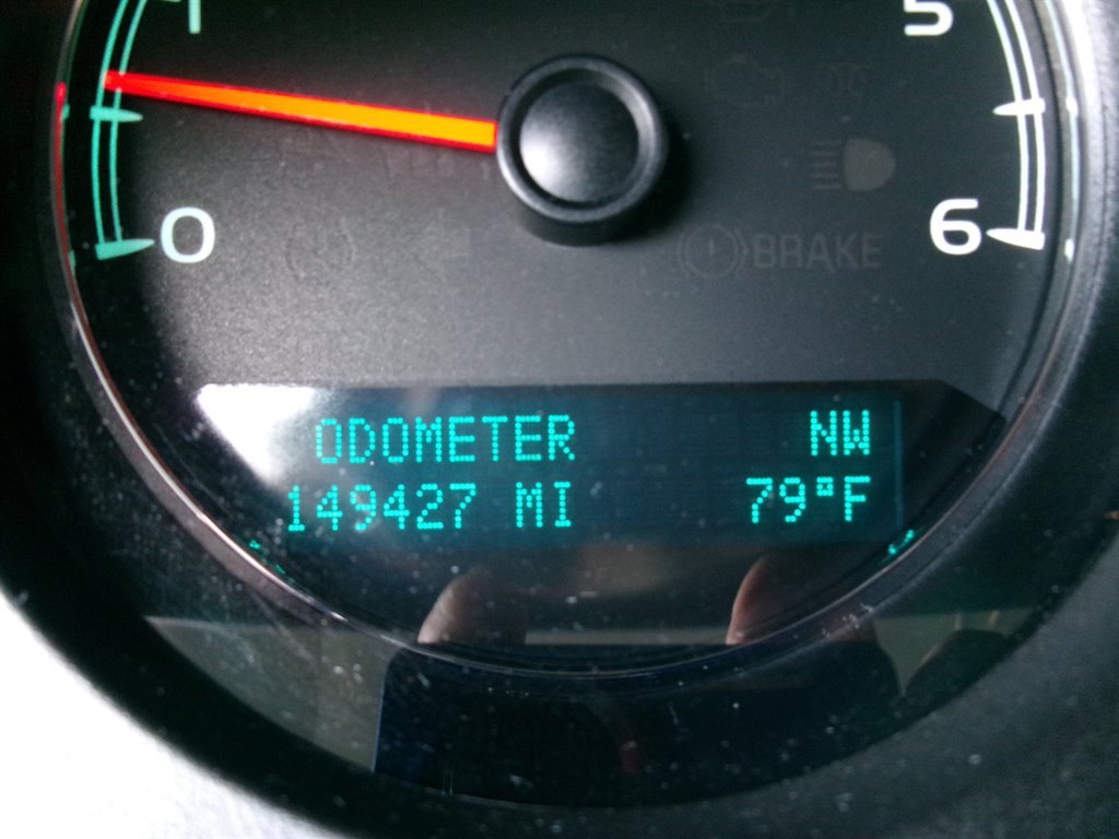 Used 2011 Chevrolet Avalanche LT RWD image 37