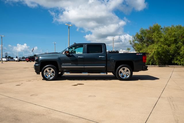 Used 2017 Chevrolet Silverado 1500 LTZ Z71 w/ LTZ Plus Package AWD/4WD image 5
