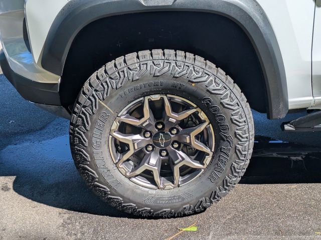 New 2026 Chevrolet Colorado ZR2 w/ Technology Package AWD/4WD image 7