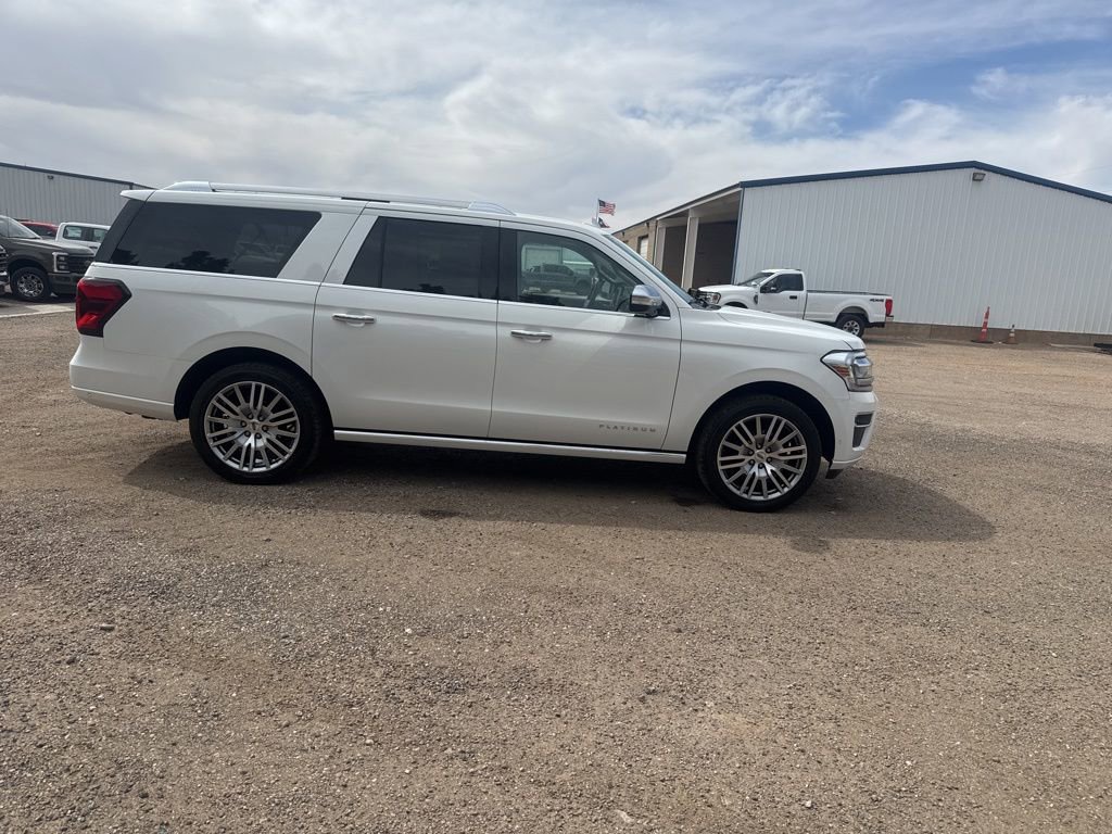 Used 2022 Ford Expedition Max Platinum AWD/4WD image 7