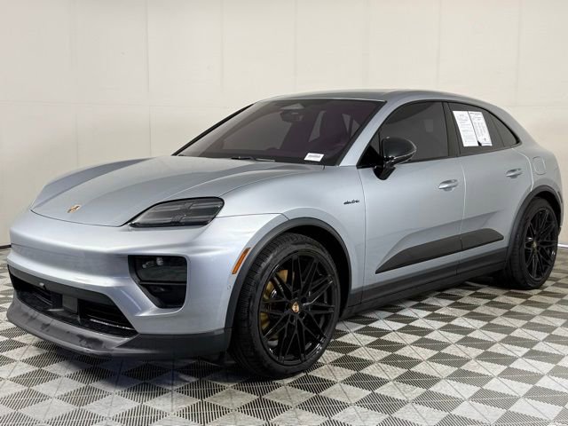 Used 2025 Porsche Macan 4S Electric image 2