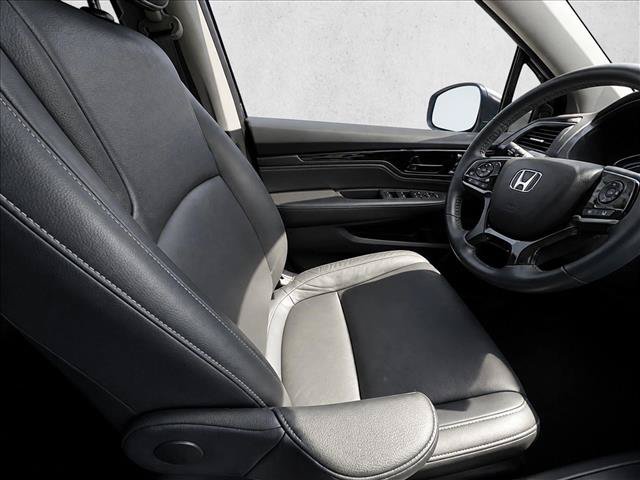 Used 2024 Honda Odyssey Touring image 16