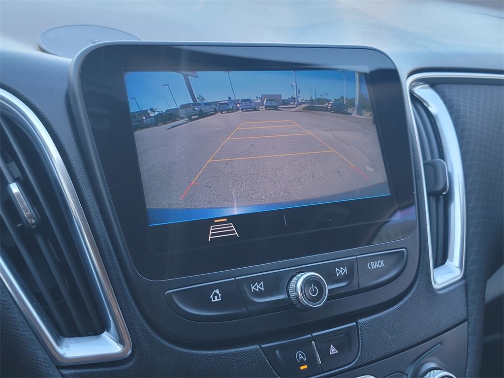 Used 2020 Chevrolet Malibu LT image 27