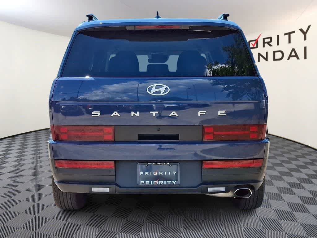 Used 2025 Hyundai Santa Fe SEL FWD image 5