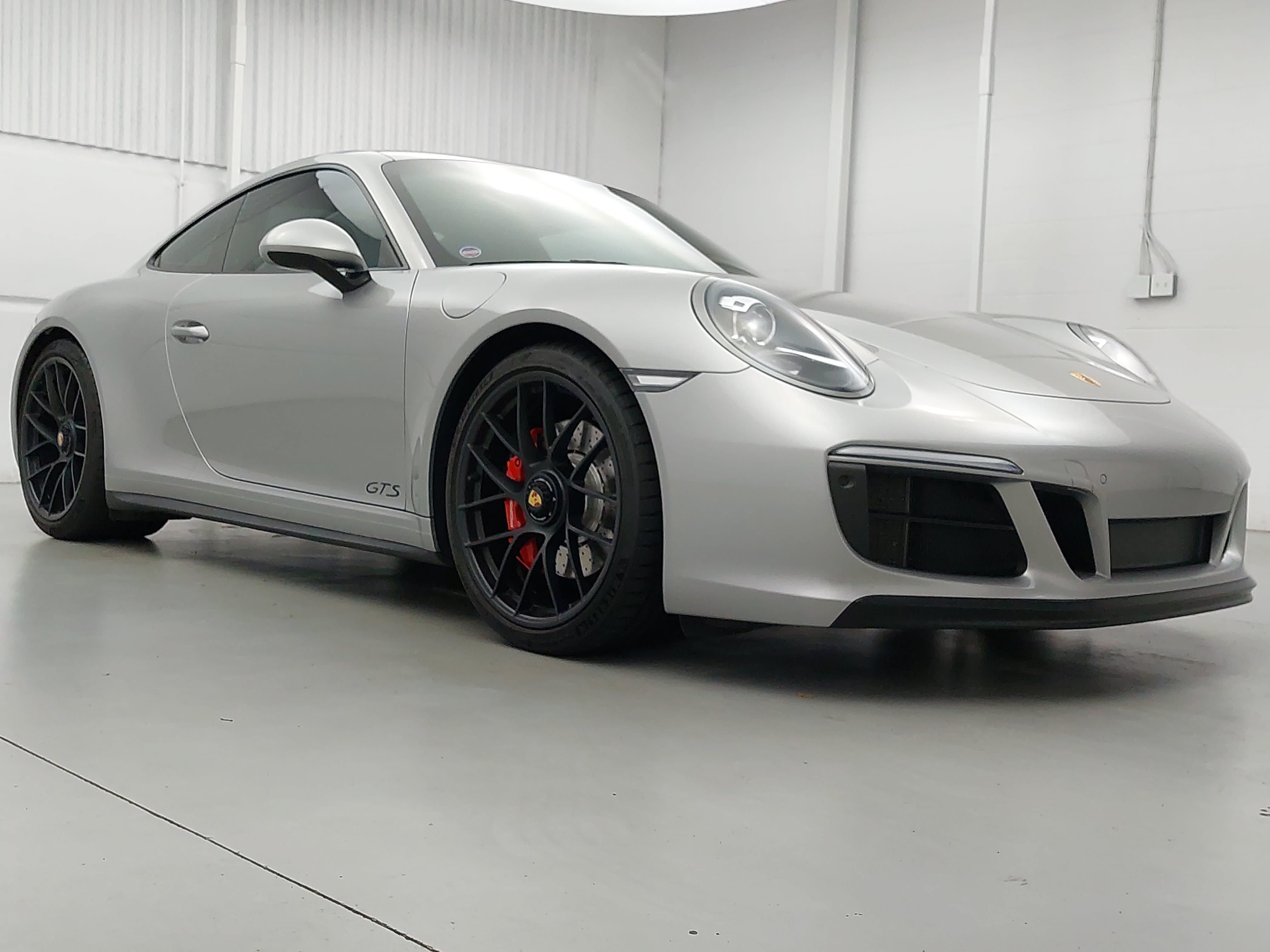 Certified 2019 Porsche 911 Carrera 4 GTS AWD/4WD image 9