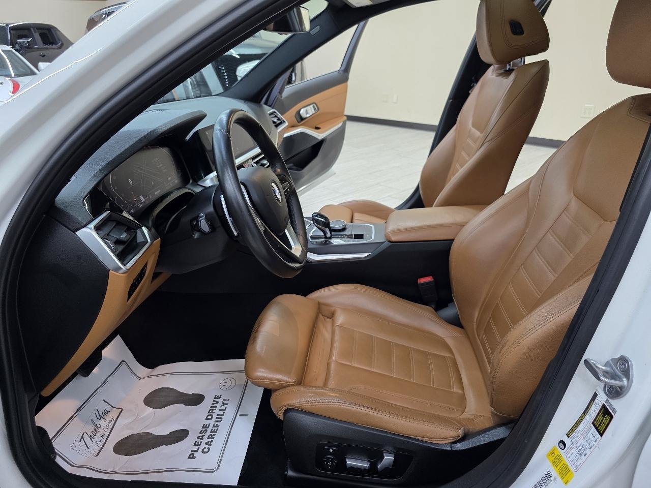Used 2020 BMW 330i Sedan w/ Convenience Package RWD image 17