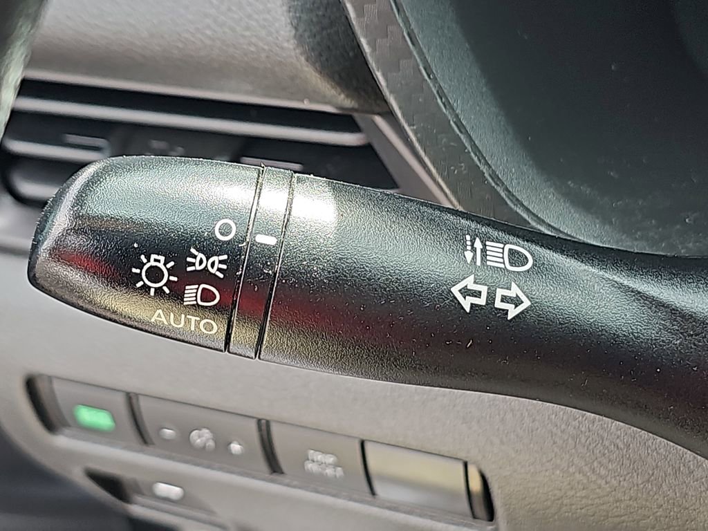 Used 2023 Nissan Sentra S FWD image 29