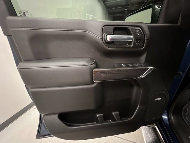 Certified 2020 Chevrolet Silverado 1500 LTZ w/ LTZ Premium Package AWD/4WD image 24