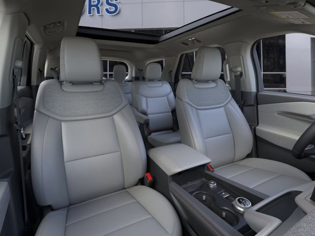 New 2026 Ford Explorer Active image 10