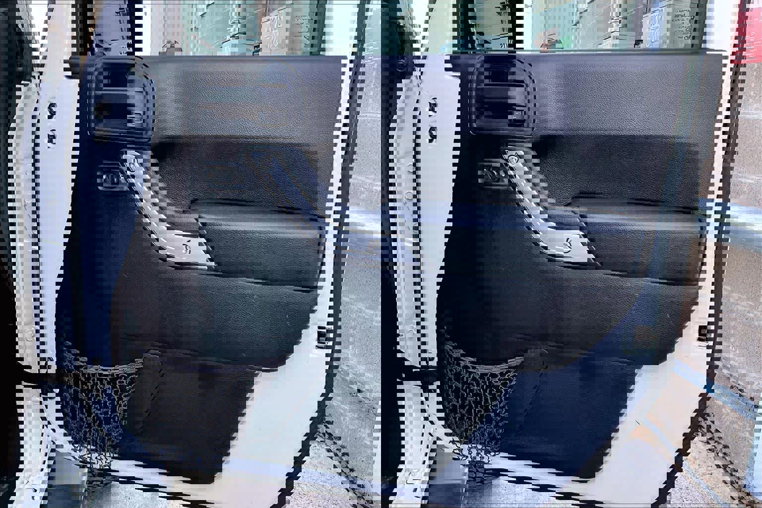 Used 2016 Jeep Wrangler Unlimited Sahara w/ Max Tow Package image 23