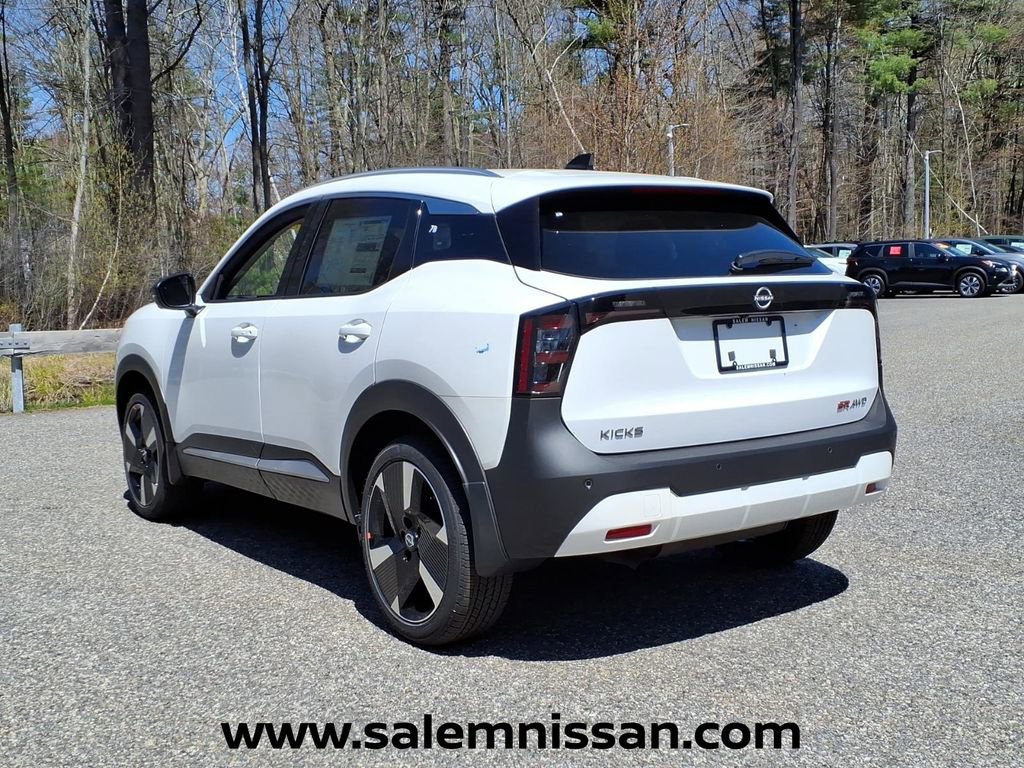 New 2026 Nissan Kicks SR w/ SR Premium Package AWD/4WD image 4