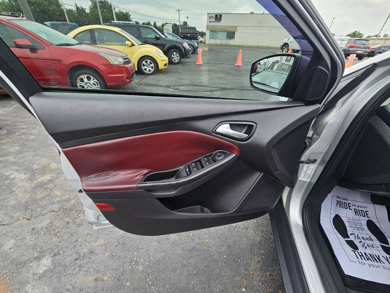 Used 2012 Ford Focus SE FWD image 13
