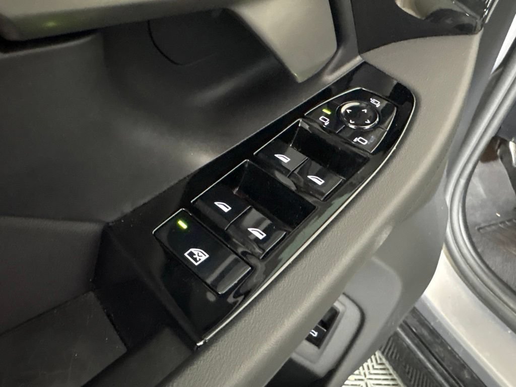 Certified 2026 BMW 530i w/ M Sport Package RWD image 22