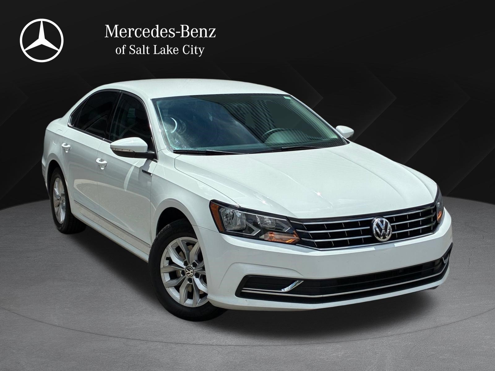Used 2017 Volkswagen Passat 1.8T S FWD image 1