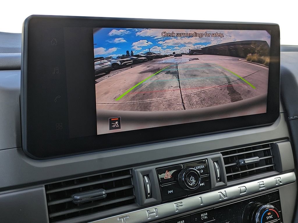 New 2026 Nissan Pathfinder S image 17