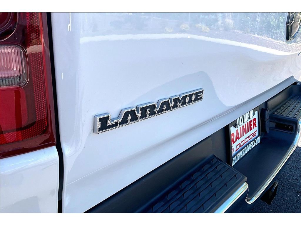 Used 2022 RAM 1500 Laramie AWD/4WD image 8