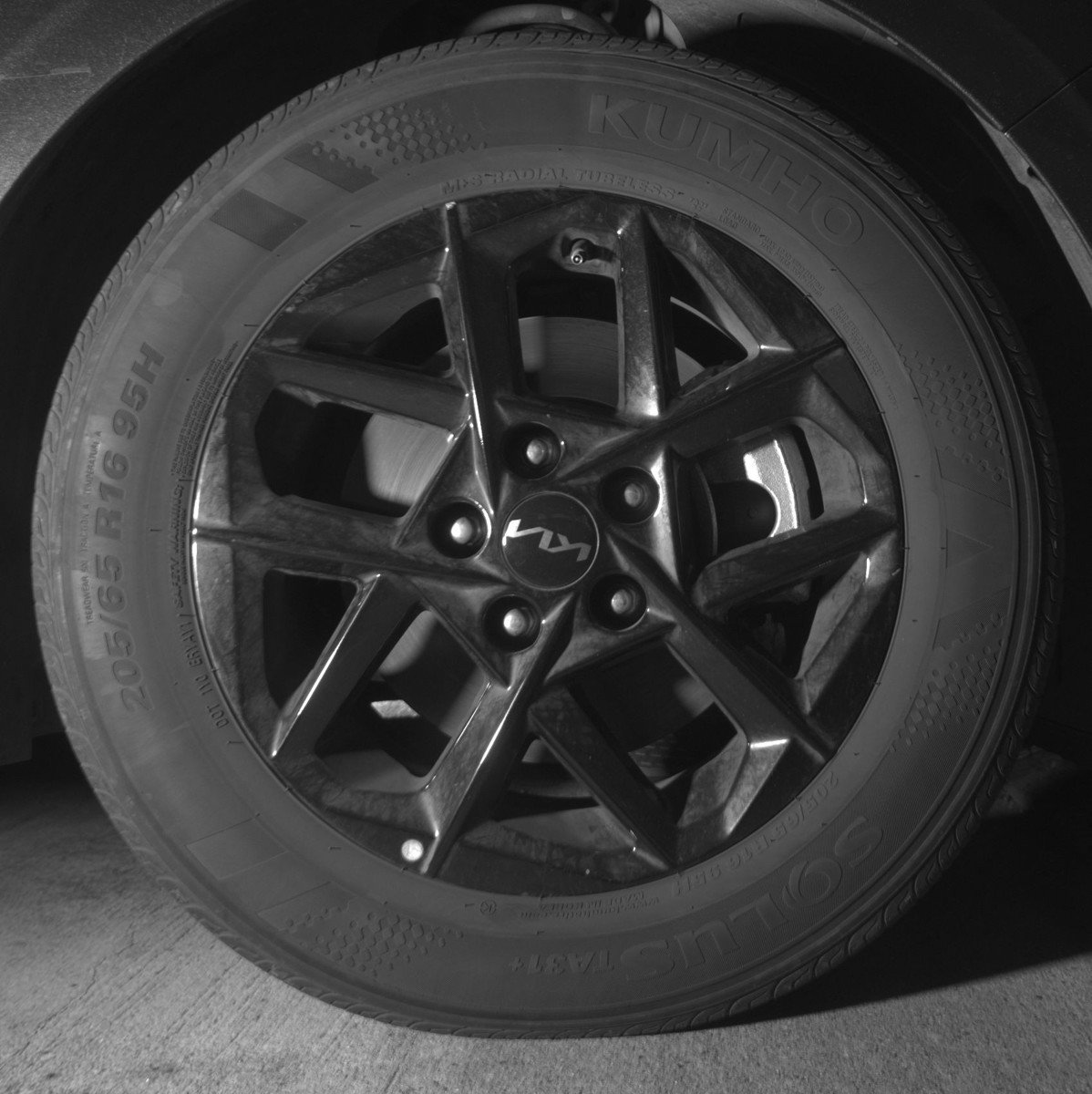 Used 2025 Kia K5 LXS image 13