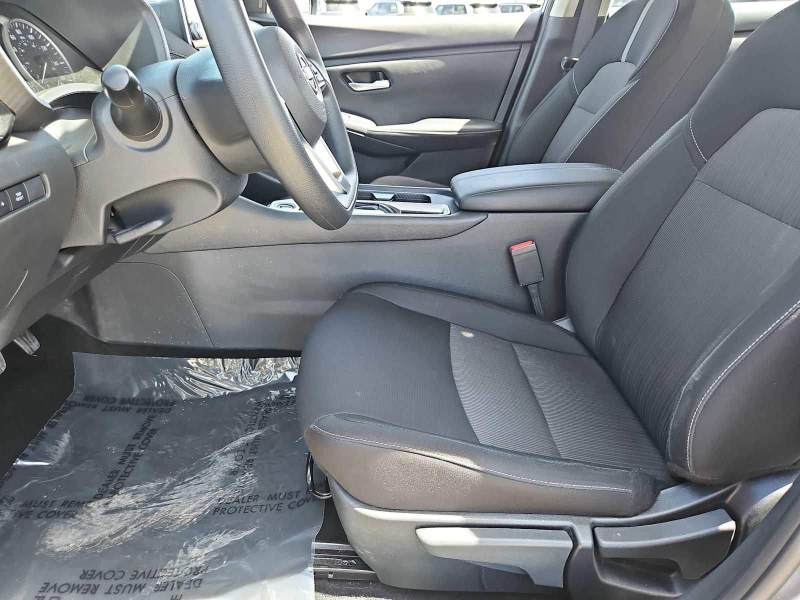 Used 2025 Nissan Sentra SV FWD image 16