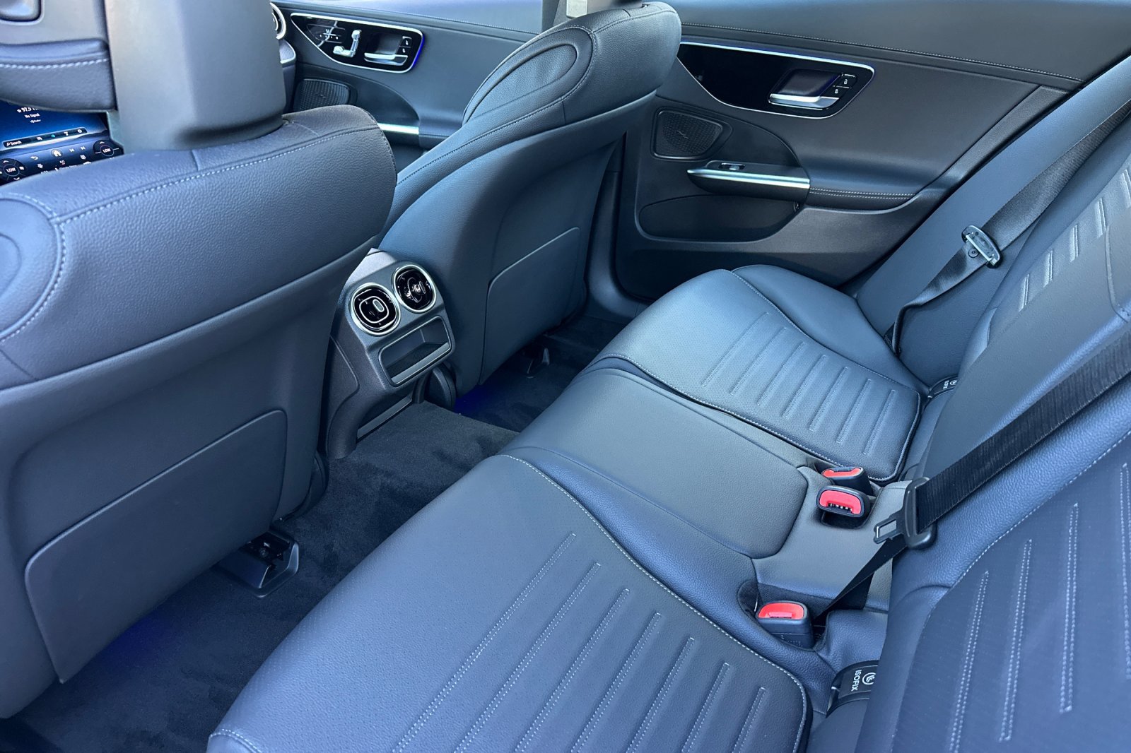 New 2026 Mercedes-Benz C 300 4MATIC Sedan image 12
