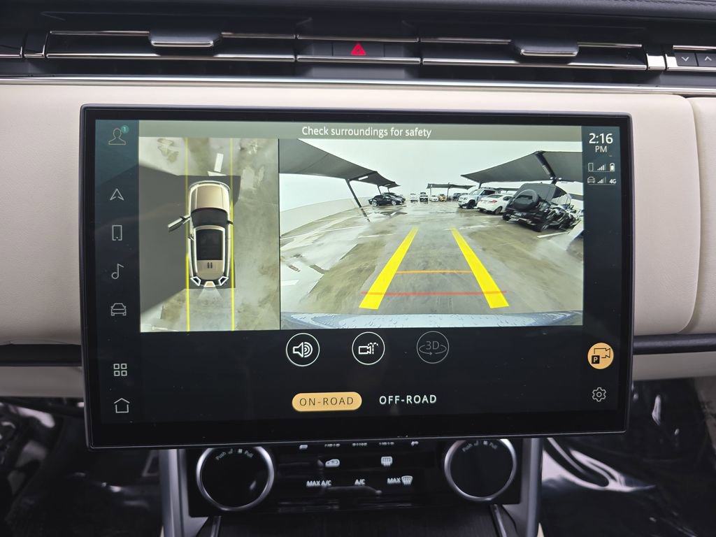 Certified 2023 Land Rover Range Rover SE image 25