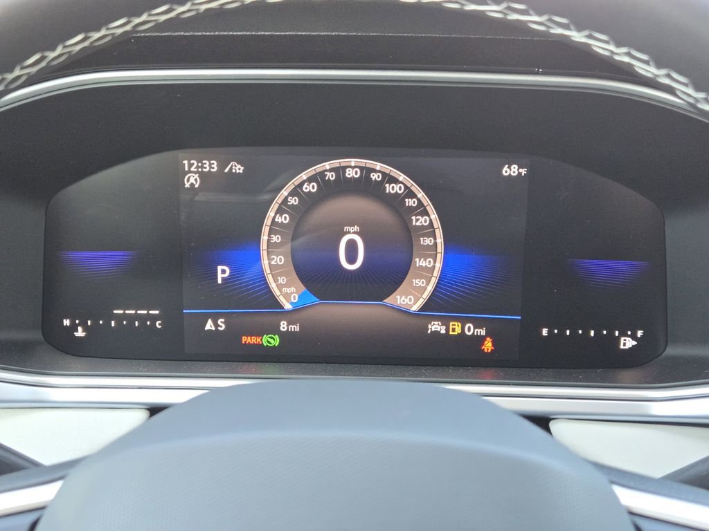 New 2026 Volkswagen Taos SE image 13