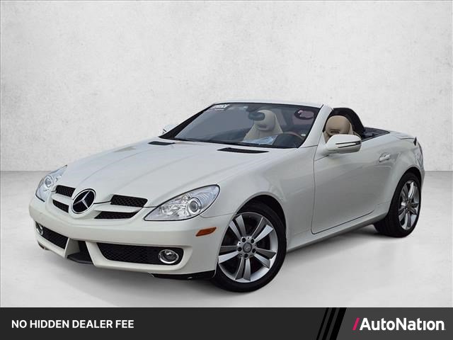 Used 2010 Mercedes-Benz SLK 300 image 1