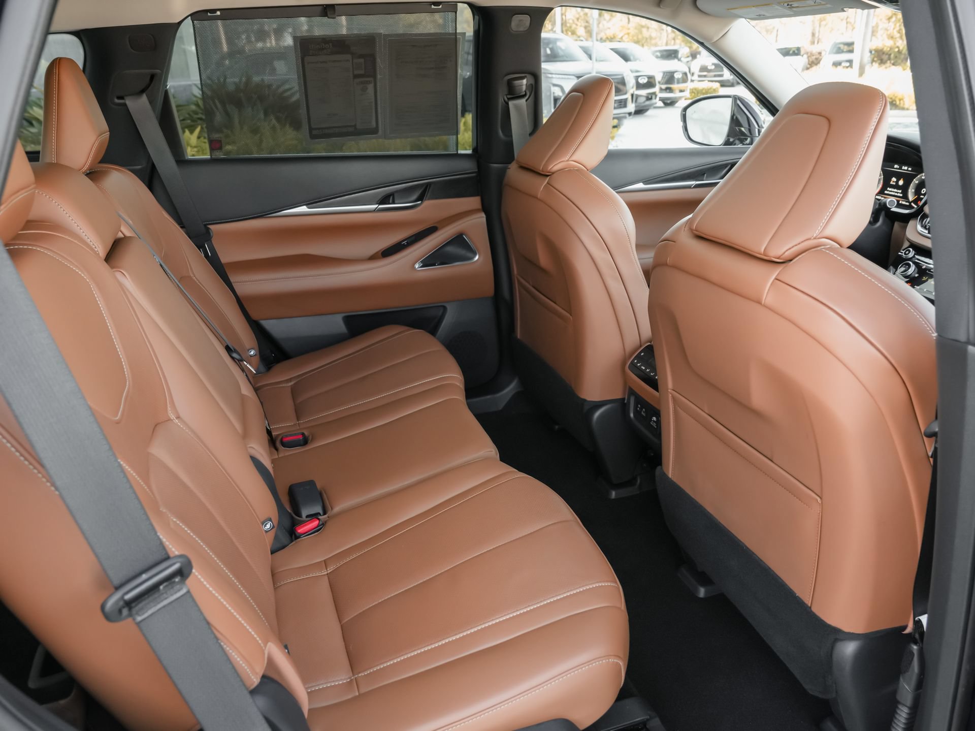 Used 2023 INFINITI QX60 Sensory w/ Vision Package AWD/4WD image 34