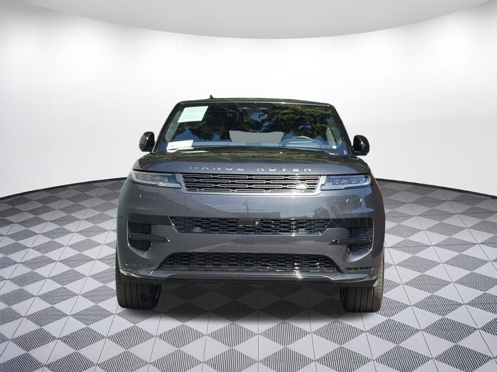 Used 2025 Land Rover Range Rover Sport Dynamic SE AWD/4WD image 6
