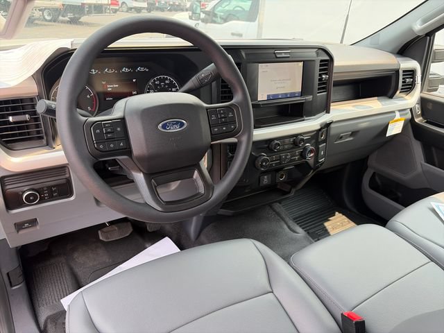 New 2026 Ford F550 2WD Regular Cab Super Duty image 10