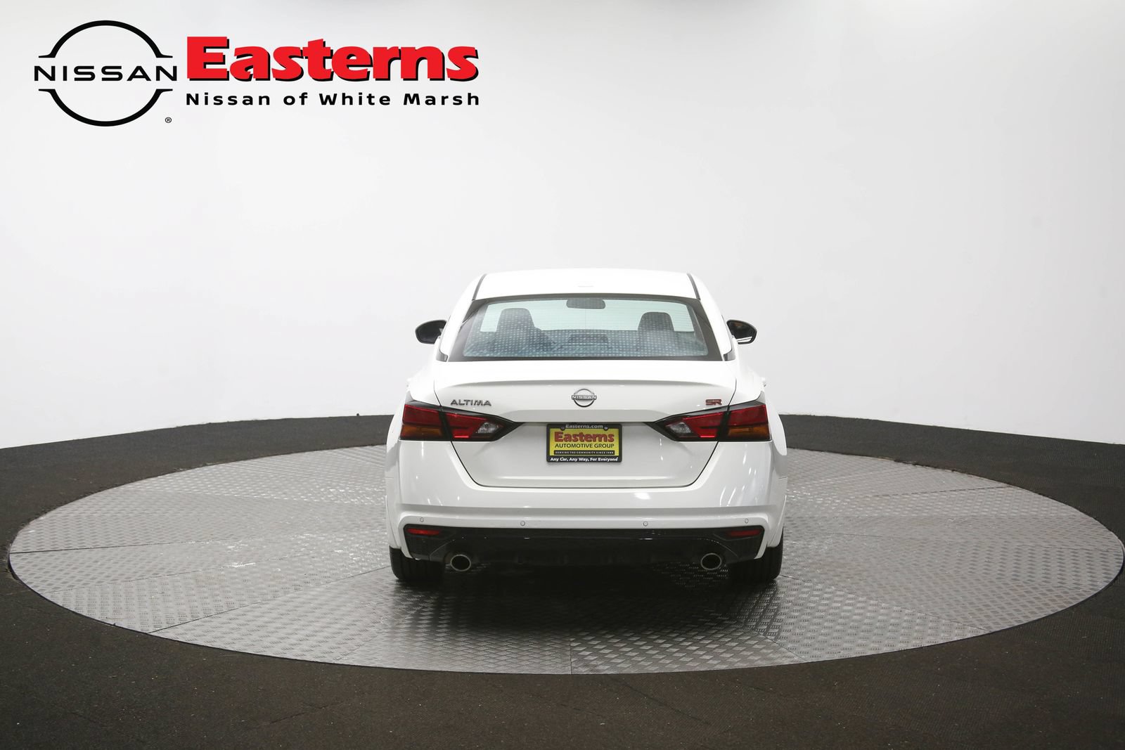 Used 2025 Nissan Altima 2.5 SR FWD image 35