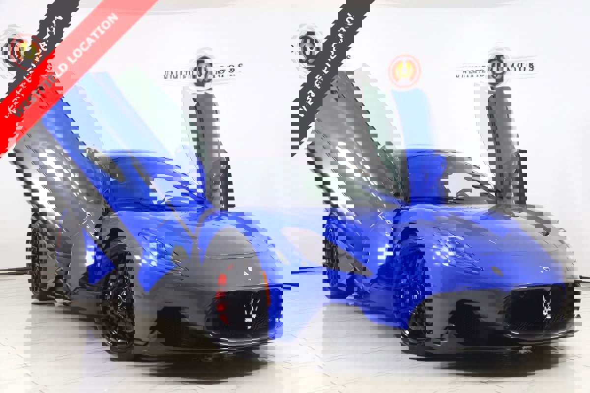 Used 2022 Maserati MC20 Coupe image 1