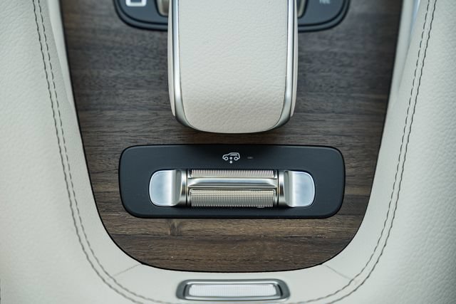 New 2026 Mercedes-Benz GLS 450 4MATIC image 27