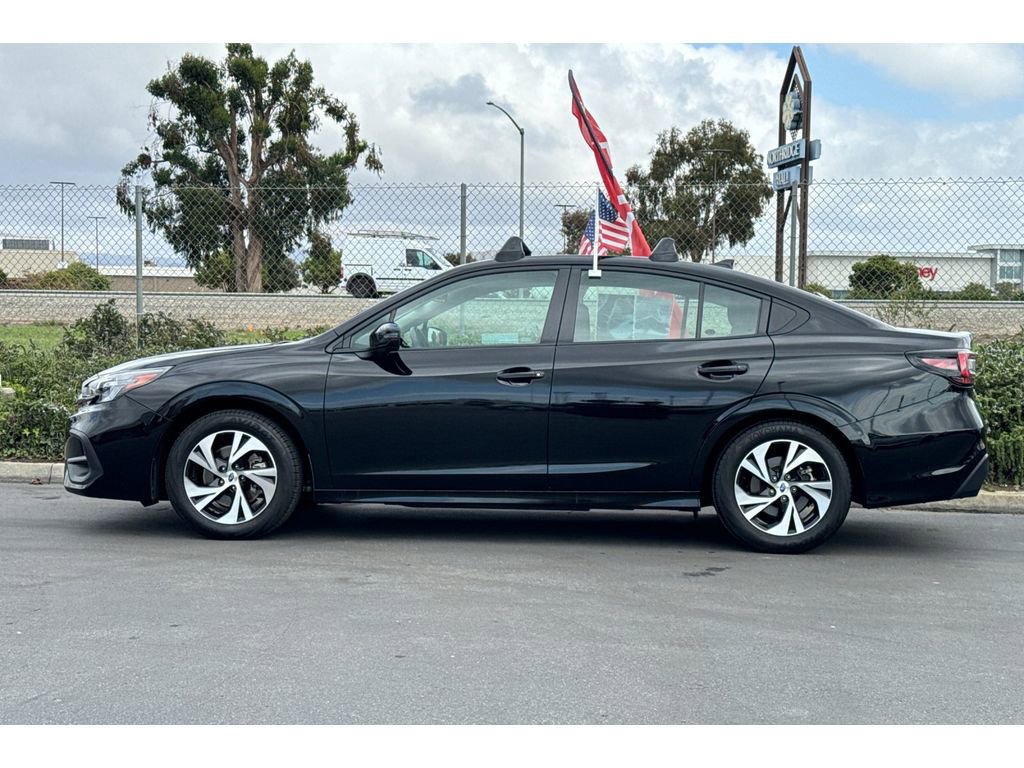 Used 2025 Subaru Legacy Premium image 7