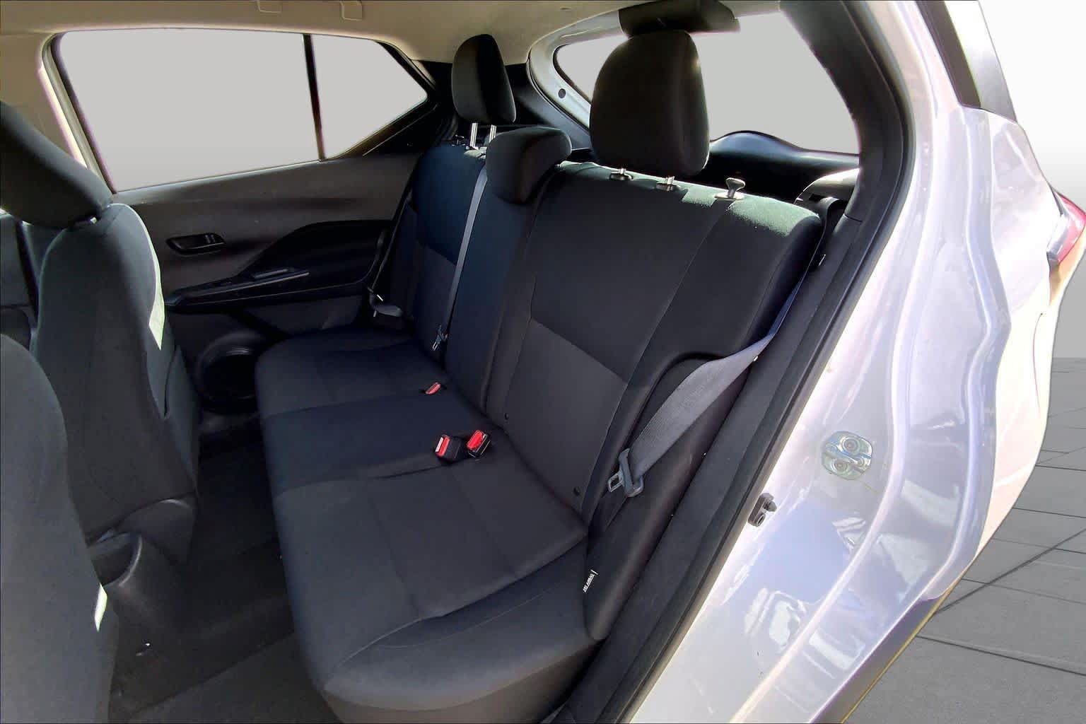 Used 2024 Nissan Kicks S FWD image 20