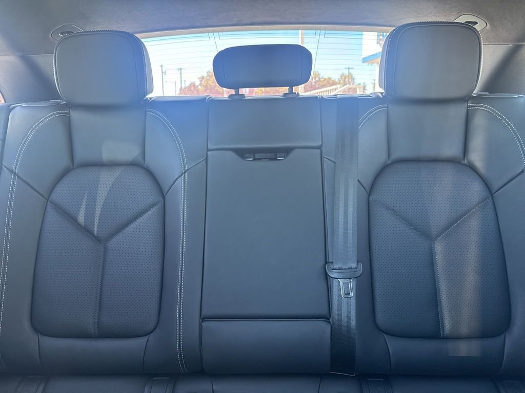 Used 2025 Porsche Macan GTS image 41