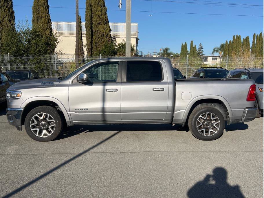 Used 2025 RAM 1500 Laramie AWD/4WD image 7