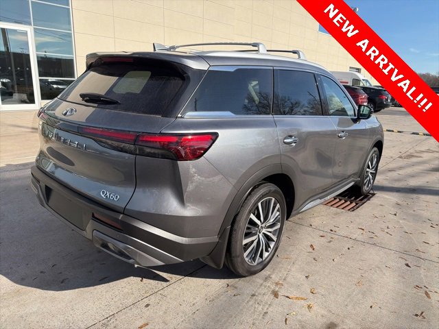 Certified 2025 INFINITI QX60 Sensory image 5