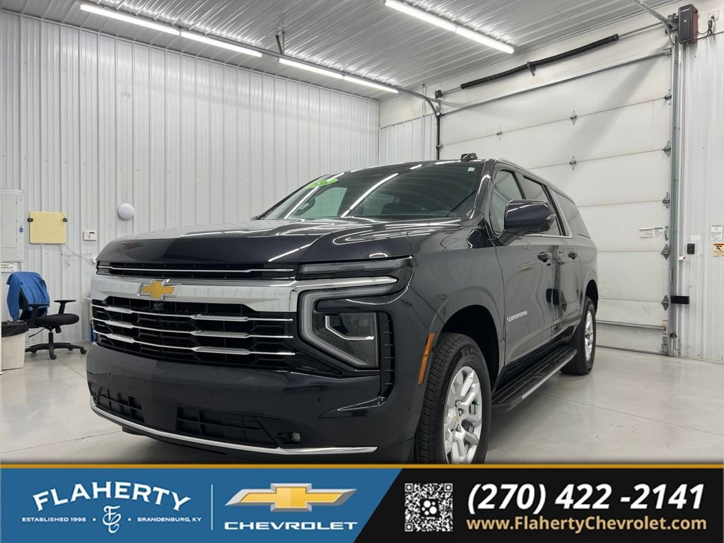 Used 2026 Chevrolet Suburban LT w/ Comfort Package AWD/4WD image 6