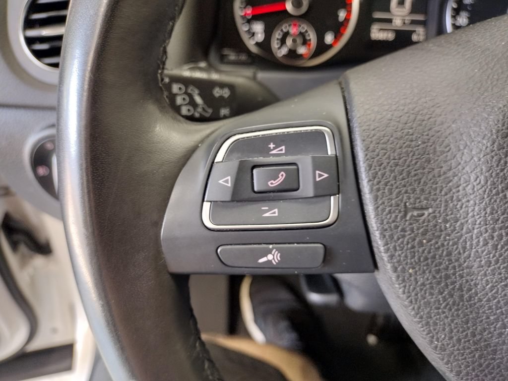 Used 2014 Volkswagen Tiguan SE AWD/4WD image 22