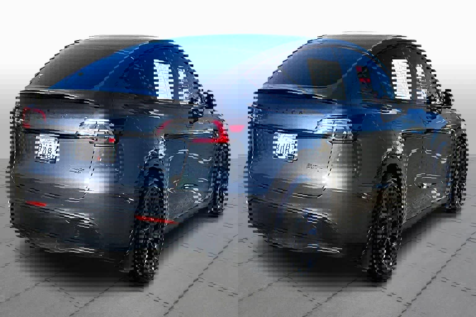 Used 2021 Tesla Model Y Performance image 13