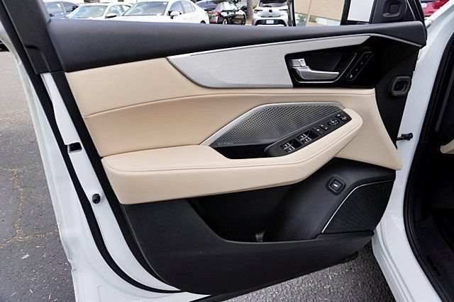 Used 2022 Acura MDX w/ Technology Package FWD image 35