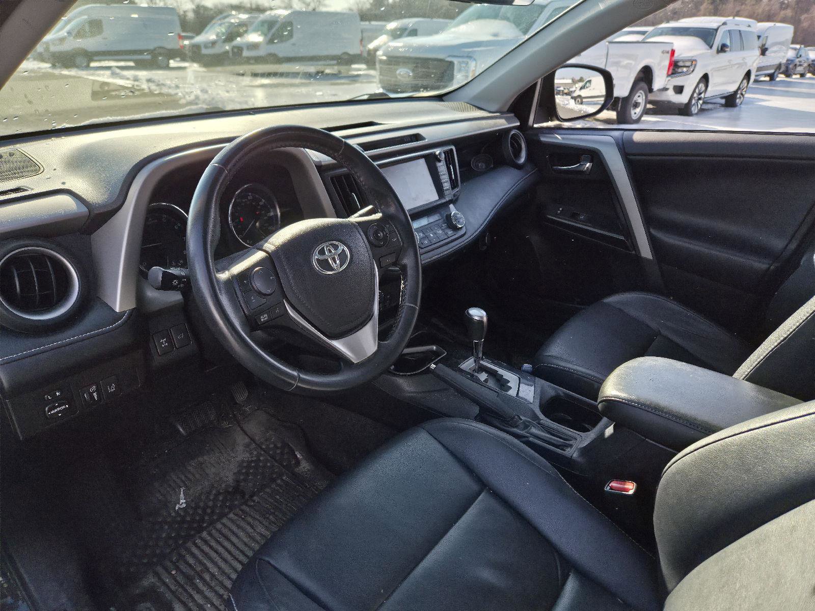 Used 2018 Toyota RAV4 Limited w/ All Weather Liner Package image 9