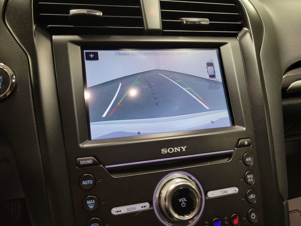 Used 2019 Ford Fusion Titanium image 17