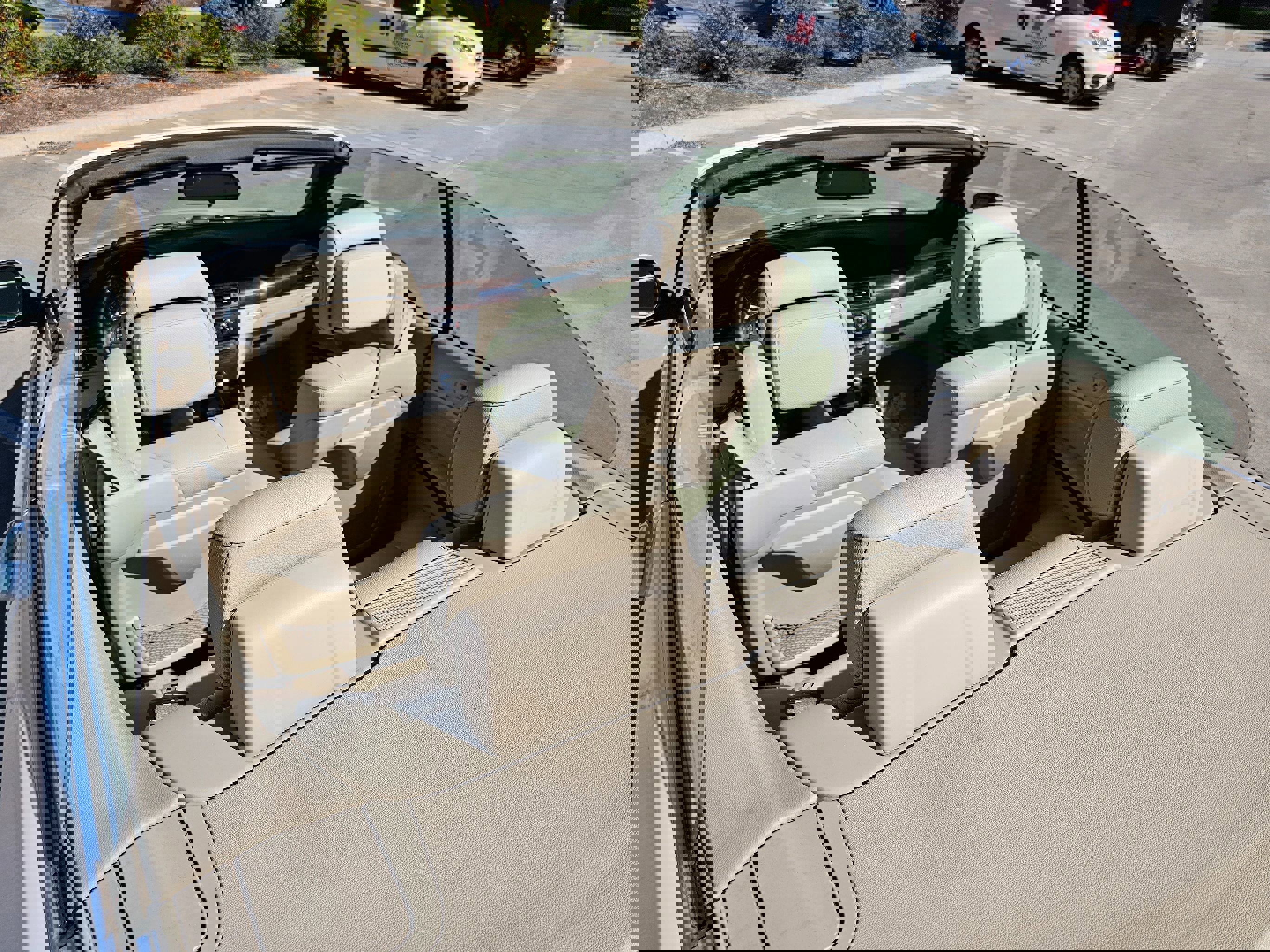 Used 2011 BMW 328i Convertible image 33