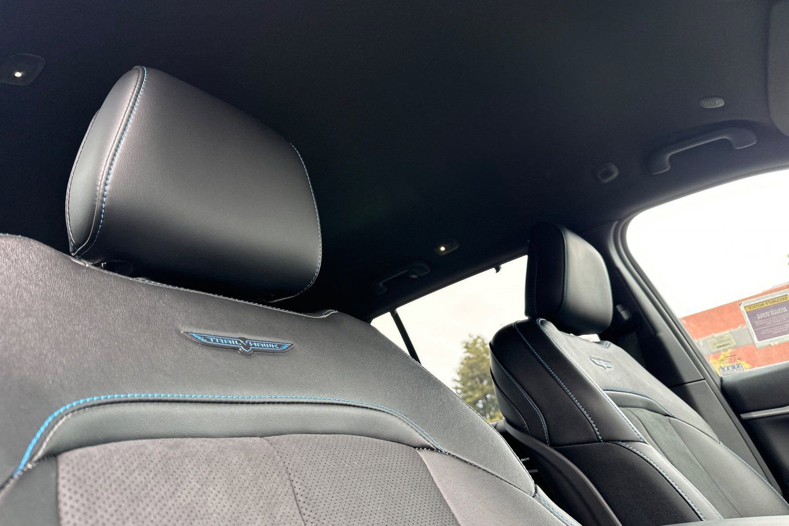 New 2023 Jeep Grand Cherokee Trailhawk w/ Advanced Protech Group II image 16