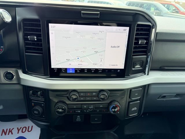 Used 2026 Ford F250 XLT w/ XLT Premium Package image 26