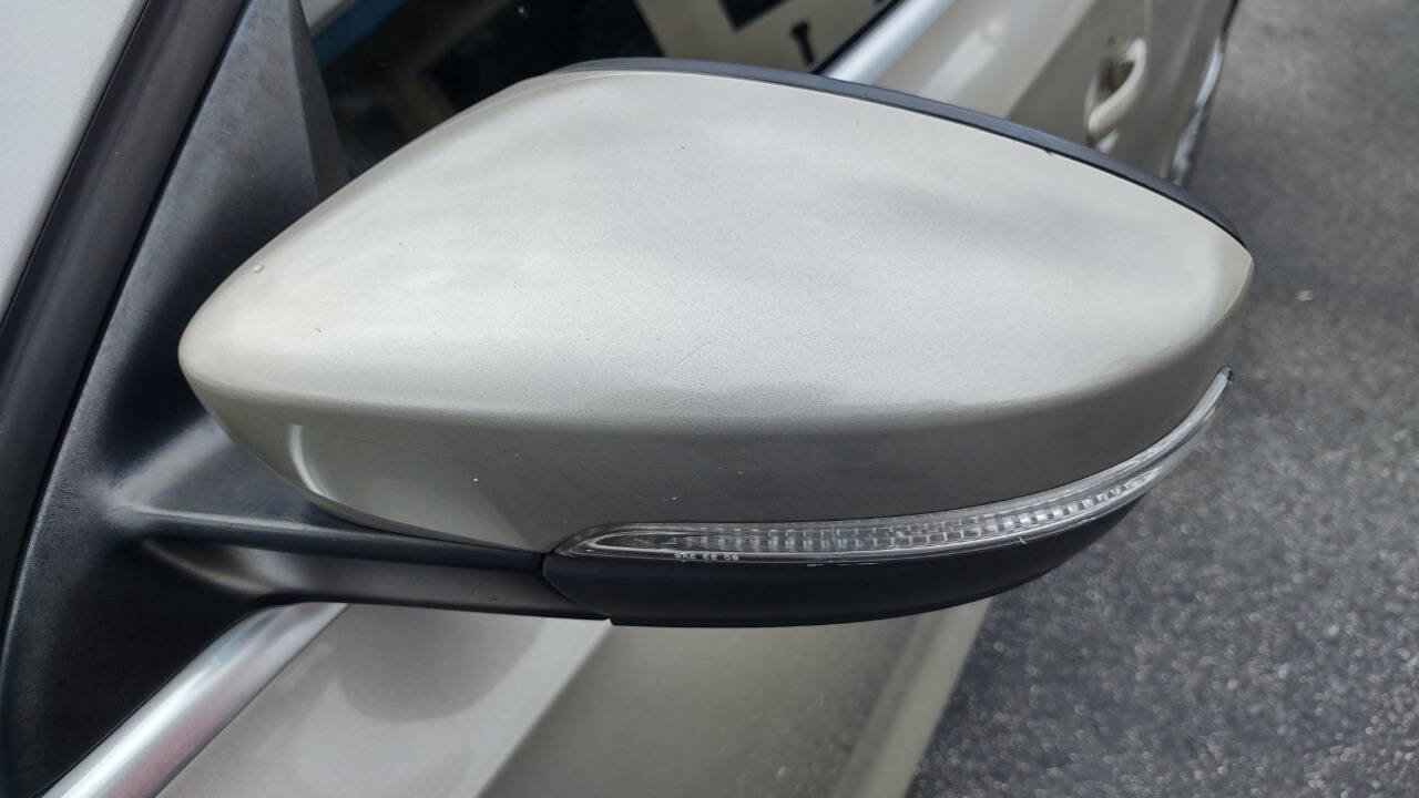 Used 2013 Volkswagen Jetta SE image 9