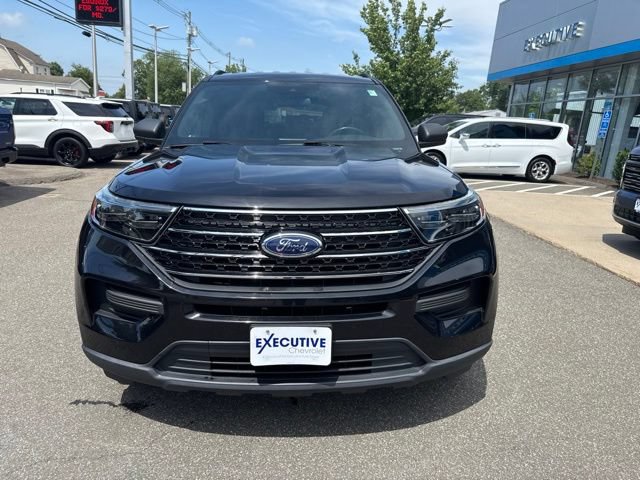 Used 2020 Ford Explorer XLT w/ Class III Trailer Tow Package AWD/4WD image 3