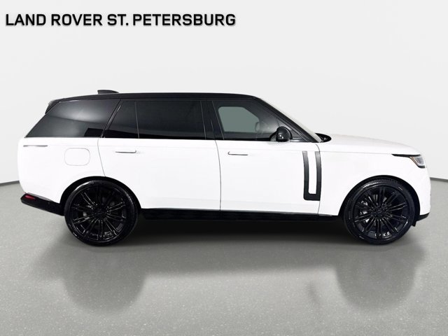 New 2026 Land Rover Range Rover Long Wheelbase SE AWD/4WD image 4